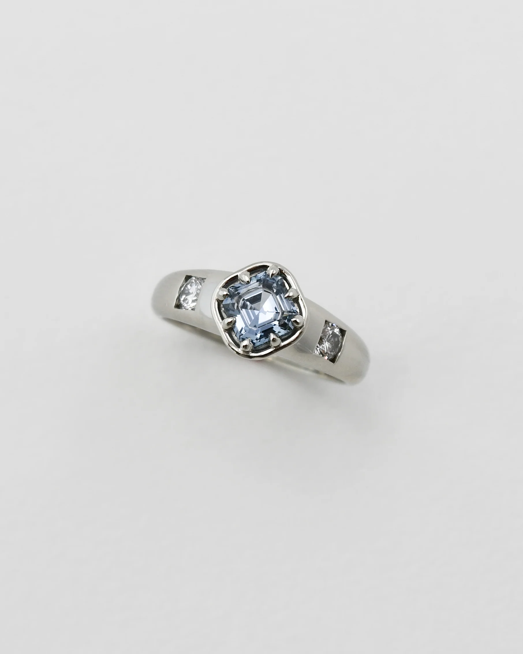DELPHINIUM RING | SKY BLUE SAPPHIRE - Image 4