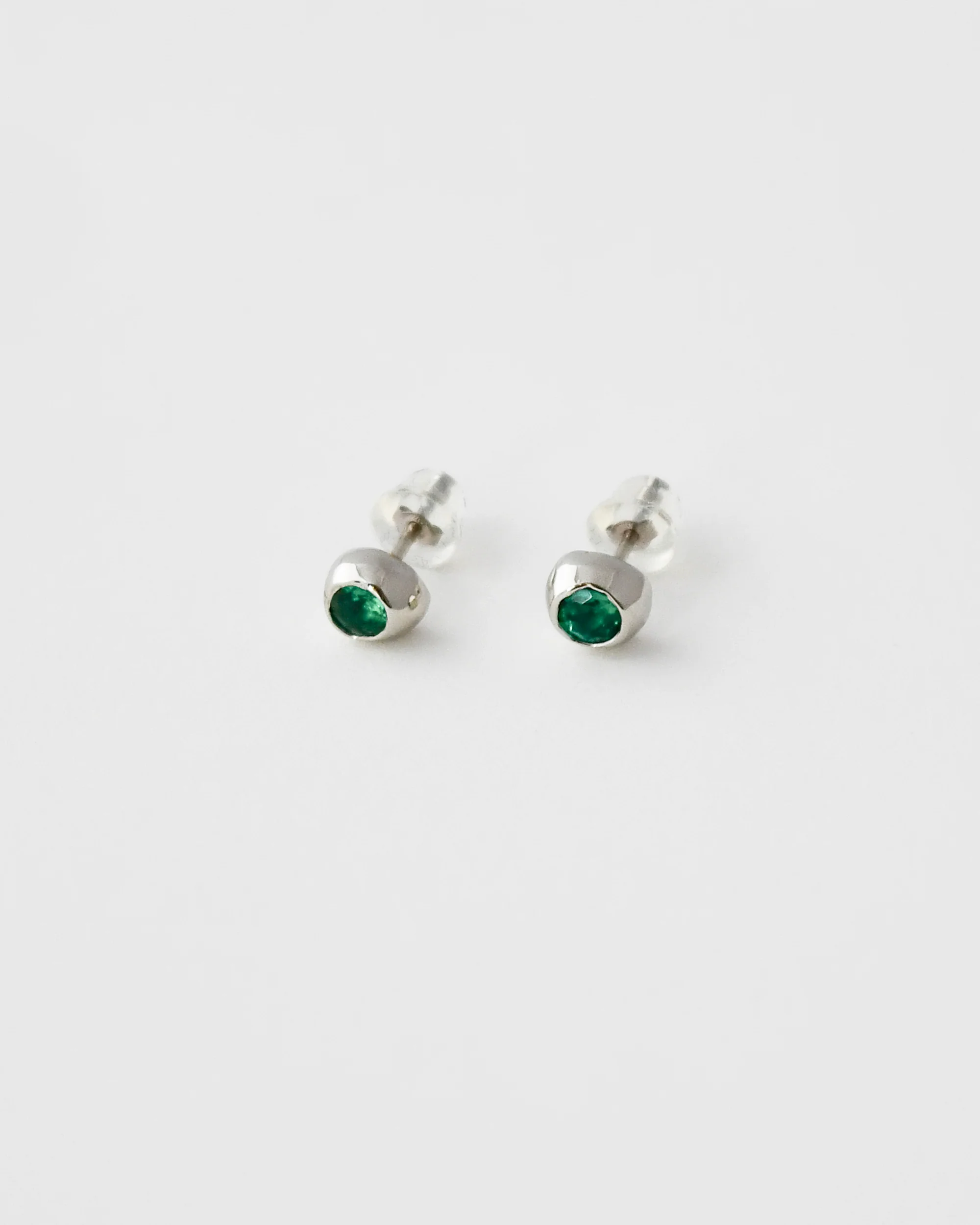 DEW DROP STUDS | EMERALD | SAMPLE - Image 9