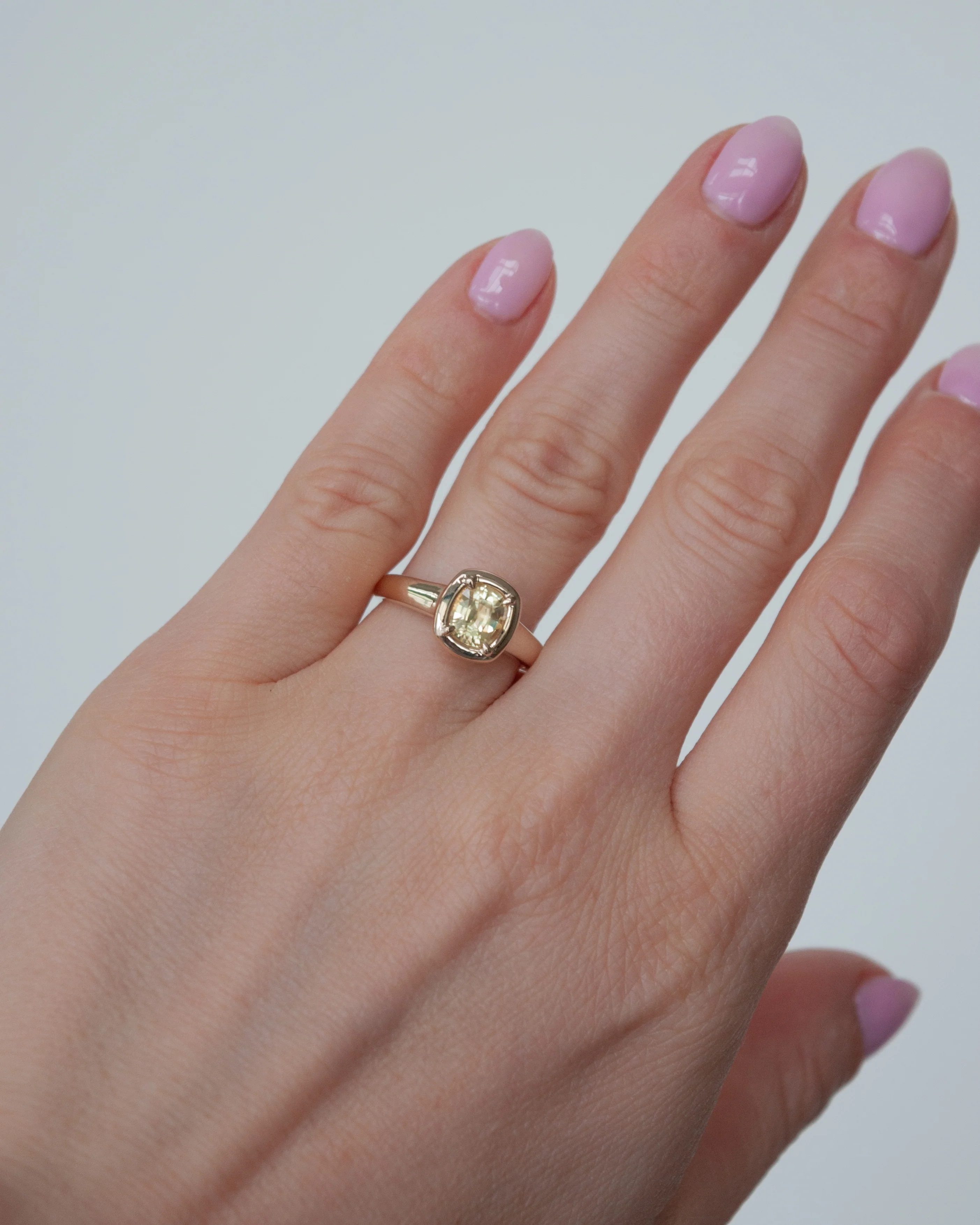 THE CARLY RING | YELLOW ELONGATED CUSHION SAPPHIRE - Image 6