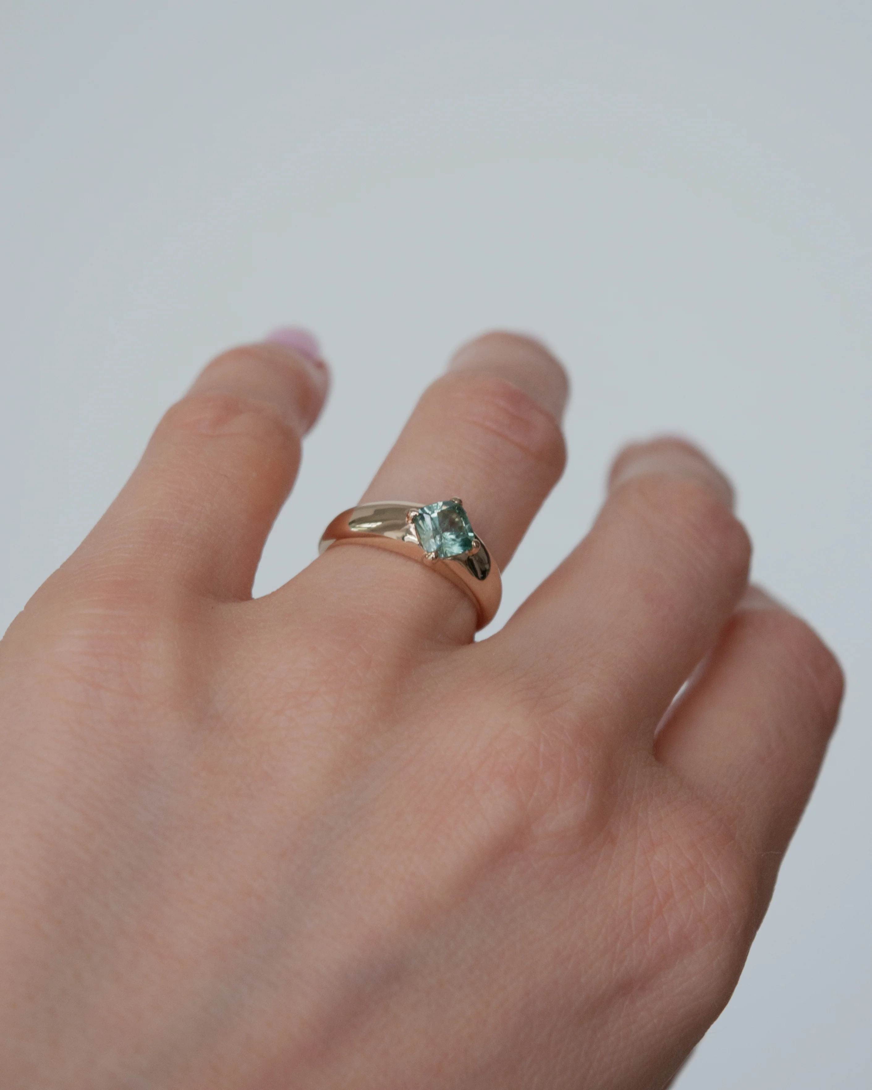 THE RENI RING | MINT GREEN MONTANA SAPPHIRE - Image 5