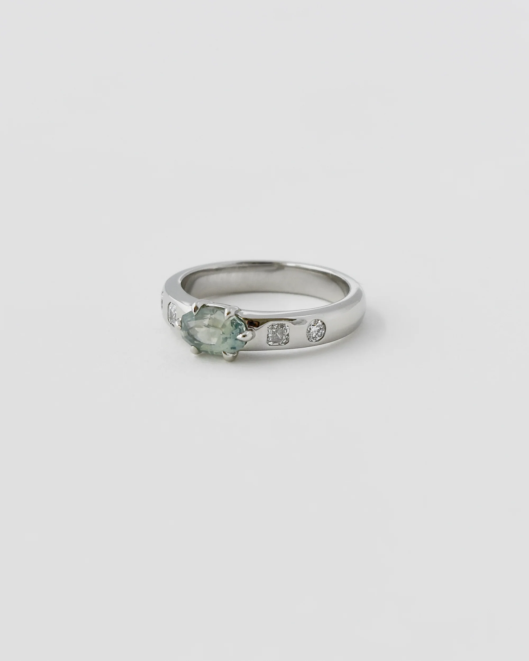 UME RING | MILKY GREEN MONTANA SAPPHIRE - Image 3